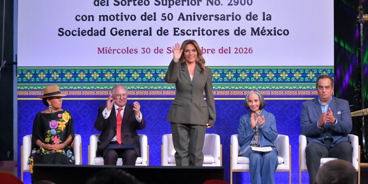 Sociedad de Escritores de México es reconocida con billete de Lotería Nacional por 50 aniversario