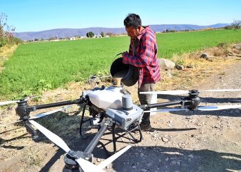 Con drones agrícolas, SADR tecnifica el campo atlixquense