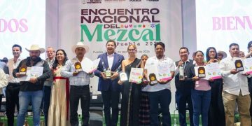 Mezcal Poblano es orgullo, identidad y riqueza para sus comunidades: Alejandro Armenta
