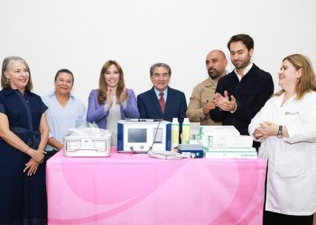 Encabeza Ceci Arellano donación al Hospital de la niñez poblana