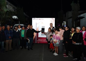 Moderniza Gobierno de Pepe Chedraui 162 luminarias en la colonia Historiadores
