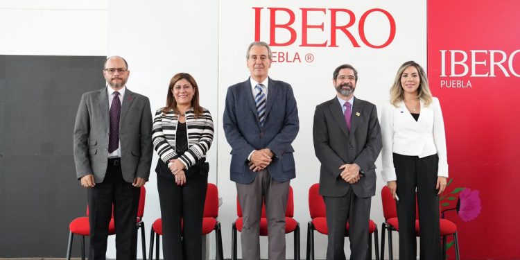 Encabeza Pepe Chedraui inicio de la Semana de la Transparencia 2026 para juventudes poblanas