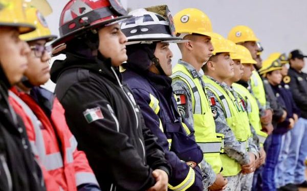 Gobierno estatal despliega acciones en territorio ante amenaza de lluvias en Sierra Norte.