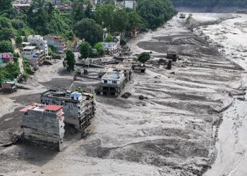 Mientras el Himalaya se derrite, las inundaciones mortales se convierten en la nueva normalidad