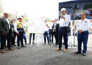 Gobierno Del Estado Transforma Vialidades Con Apoyo De Pemex y Trenes De Pavimento