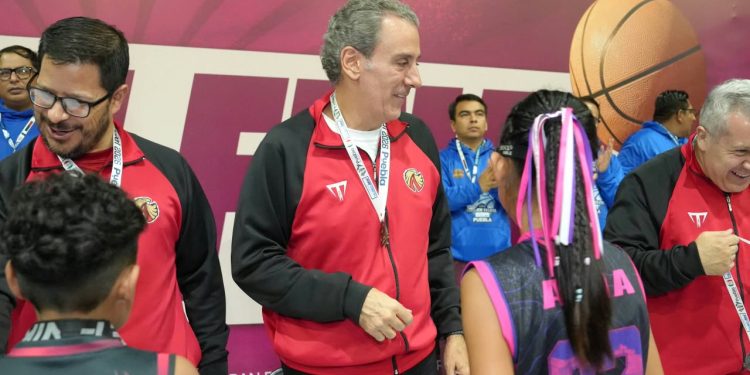 Arranca Pepe Chedraui obras de pavimentación en La Resurrección
