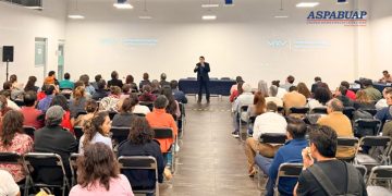 Sostiene secretario general de ASPABUAP reuniones informativas con los sindicalizados