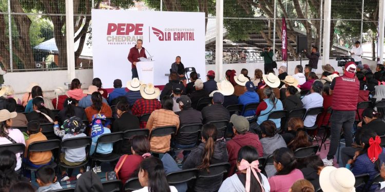 Consolida Alcalde acciones en favor de las familias en San Andrés Azumiatla