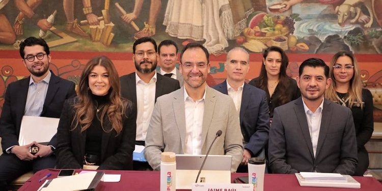 Trabaja gobierno de Pepe Chedraui en impulsar la economía de la ciudad de Puebla: Oropeza Casas