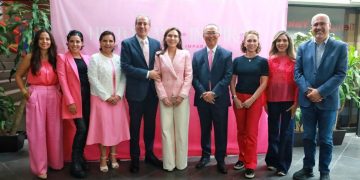 Inauguran Pepe Chedraui y MariElise Budib conversatorio «Historias que Inspiran. Hablemos de cáncer sin miedo»